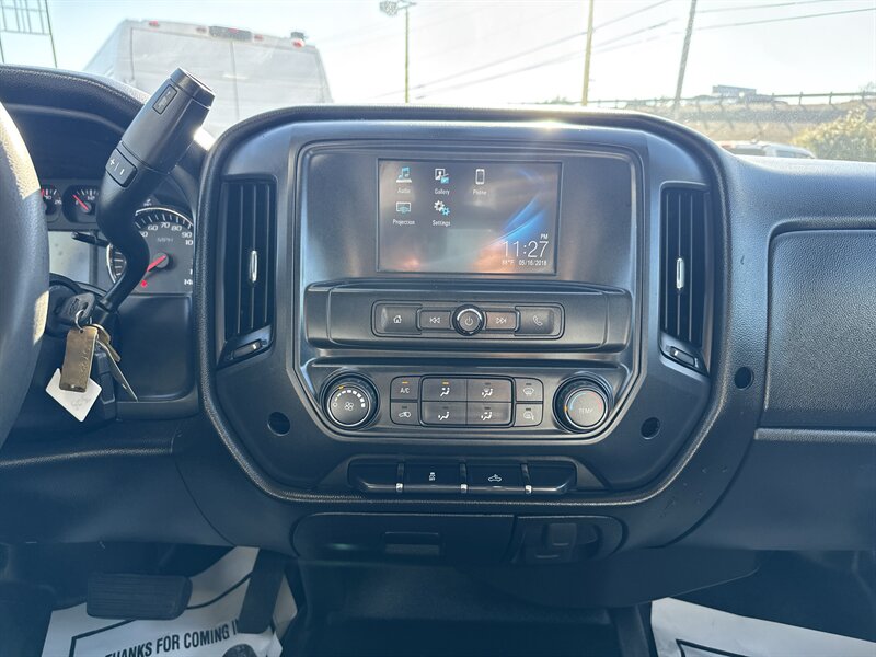 2018 Chevrolet Silverado 2500 Work Truck - Photo 23 - Arlington, TX 76011