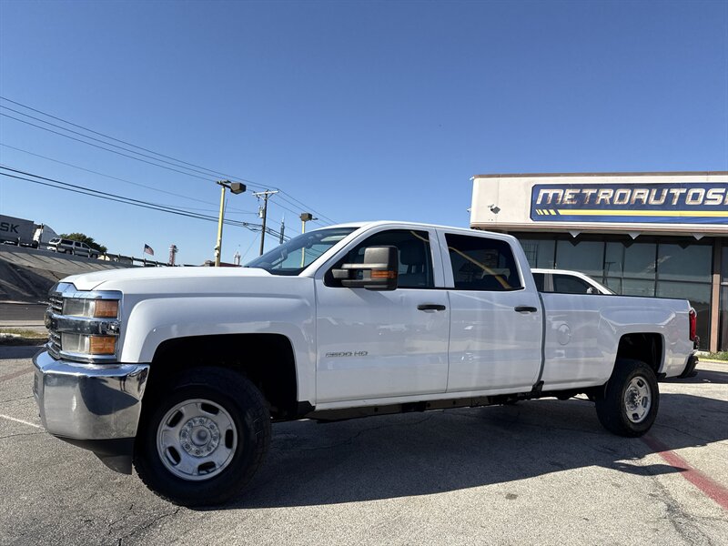 2018 Chevrolet Silverado 2500 Work Truck - Photo 9 - Arlington, TX 76011