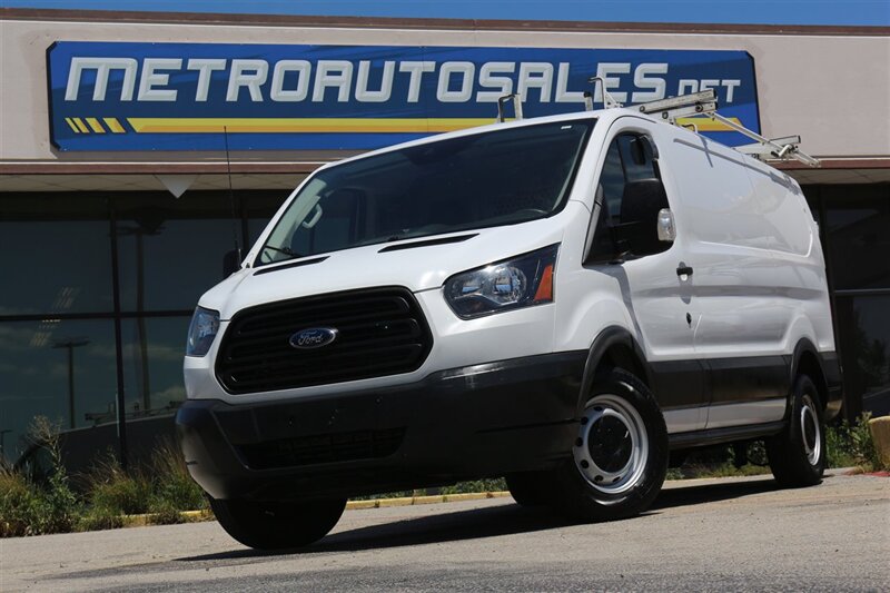 The 2019 Ford TRANSIT 150 photos