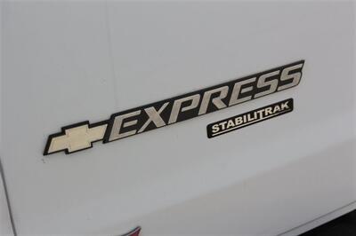 2016 Chevrolet Express 2500   - Photo 15 - Arlington, TX 76011