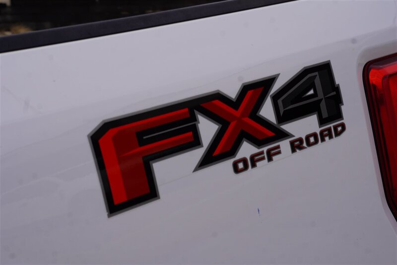 2017 Ford F-250 XL - Photo 13 - Arlington, TX 76011