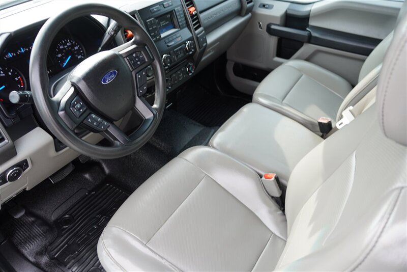 2017 Ford F-250 XL - Photo 17 - Arlington, TX 76011