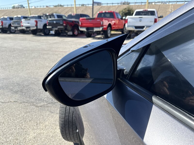 2019 Honda Accord Sport - Photo 12 - Arlington, TX 76011