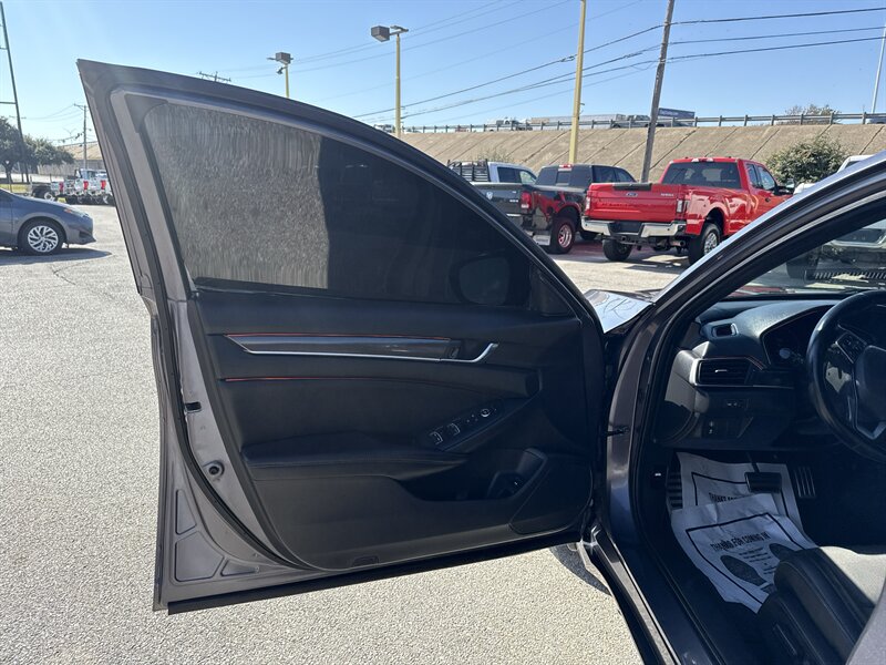 2019 Honda Accord Sport - Photo 16 - Arlington, TX 76011