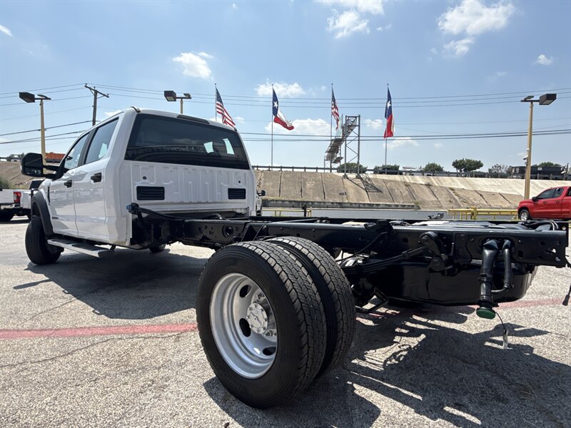 2018 Ford F-550 W - Photo 7 - Arlington, TX 76011