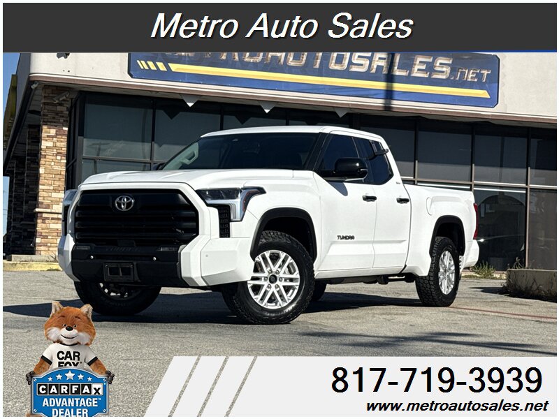 2022 Toyota Tundra SR5   - Photo 1 - Arlington, TX 76011