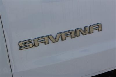 2011 GMC Savana 3500   - Photo 15 - Arlington, TX 76011