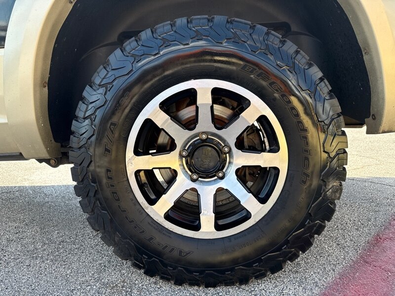 2011 RAM 1500 Laramie - Photo 11 - Arlington, TX 76011