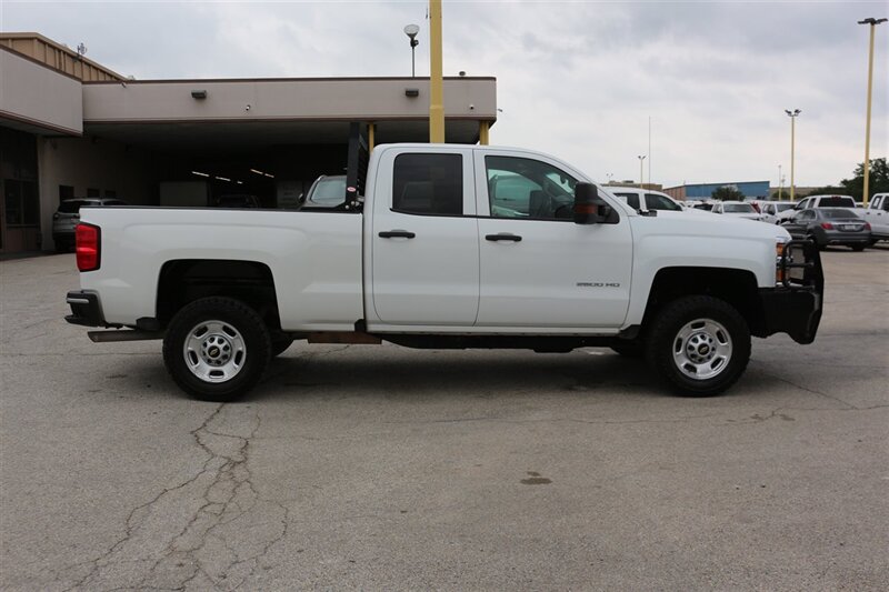 2019 Chevrolet Silverado 2500 Work Truck - Photo 10 - Arlington, TX 76011
