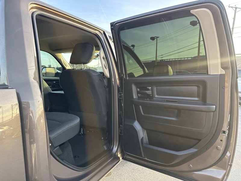 2020 RAM 2500 Tradesman - Photo 21 - Arlington, TX 76011