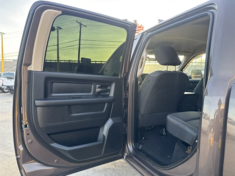 2020 RAM 2500 Tradesman - Photo 17 - Arlington, TX 76011