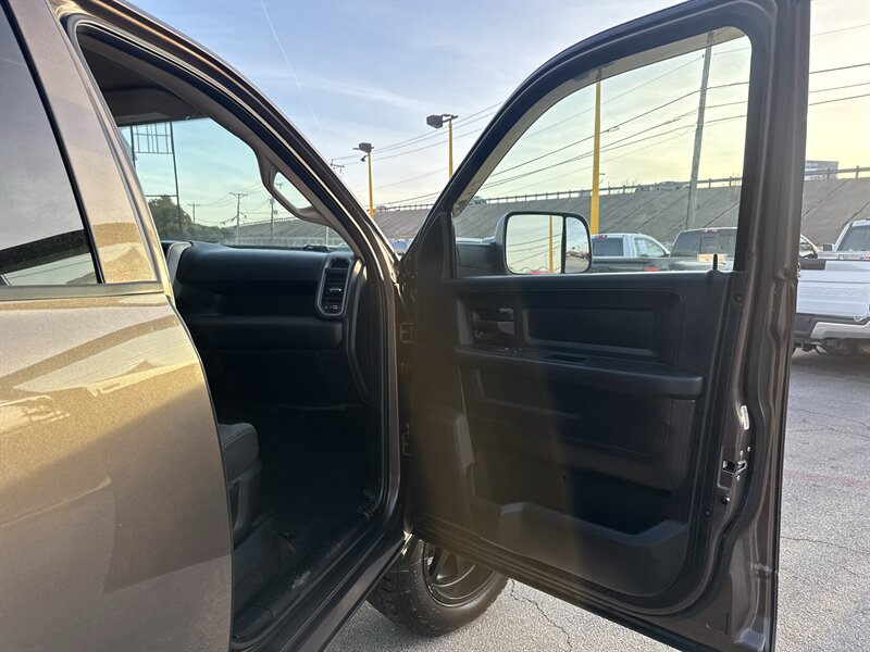 2020 RAM 2500 Tradesman - Photo 19 - Arlington, TX 76011