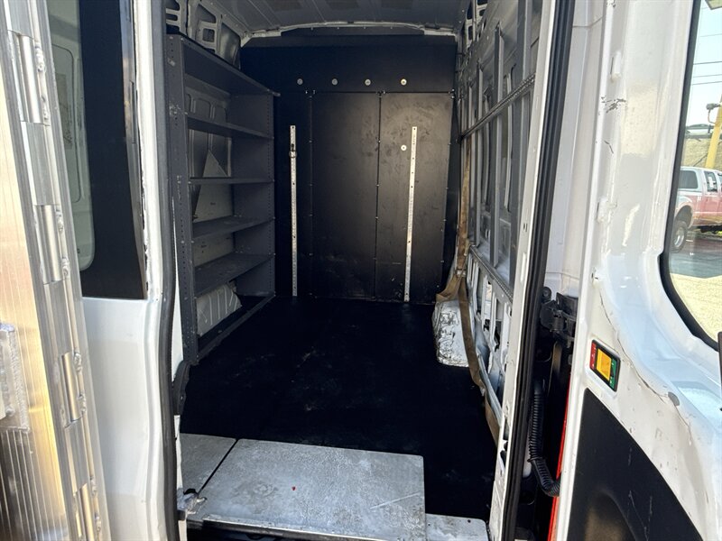 2016 Ford Transit 350 - Photo 10 - Arlington, TX 76011