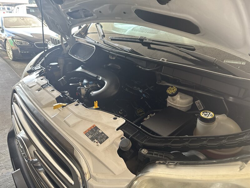 2016 Ford Transit 350 - Photo 31 - Arlington, TX 76011