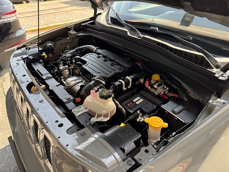 2023 Jeep Renegade Latitude - Photo 34 - Arlington, TX 76011