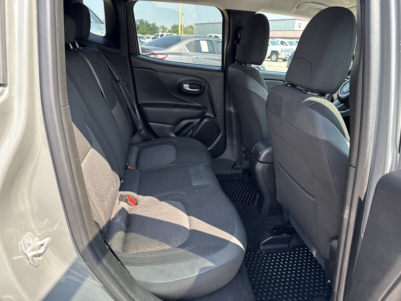 2023 Jeep Renegade Latitude - Photo 22 - Arlington, TX 76011