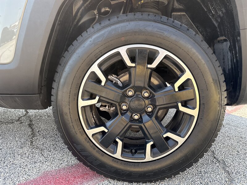 2023 Jeep Renegade Latitude - Photo 12 - Arlington, TX 76011