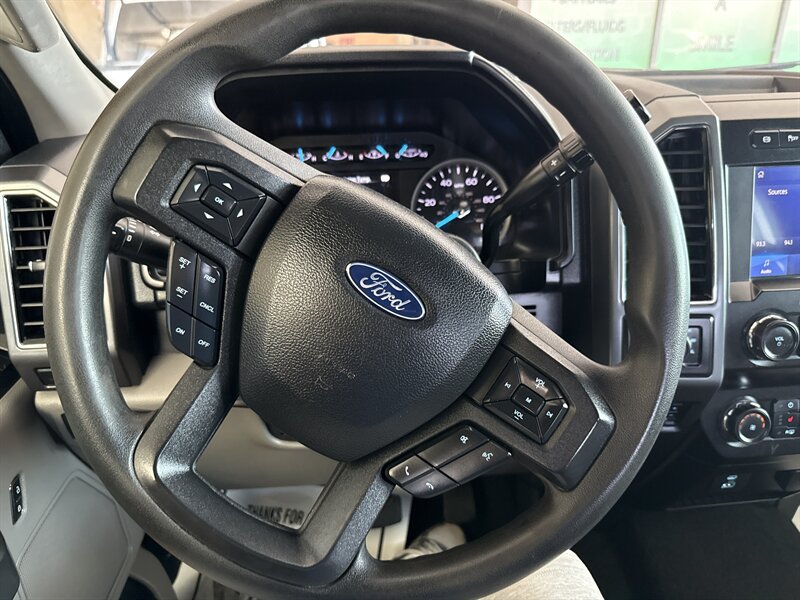 2020 Ford F-250 XLT - Photo 24 - Arlington, TX 76011