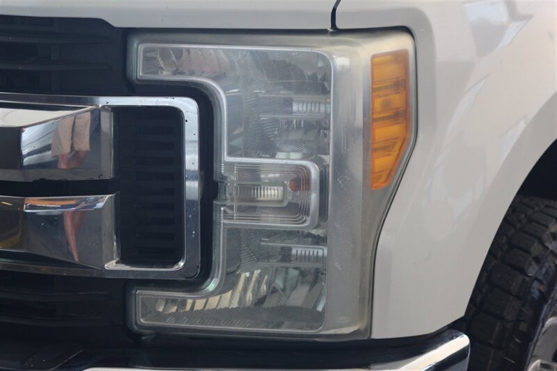 2017 Ford F-250 XL - Photo 39 - Arlington, TX 76011