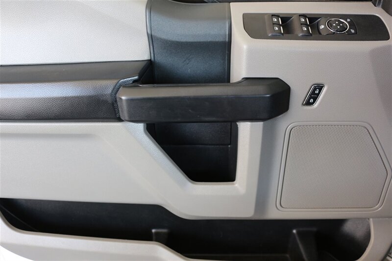 2017 Ford F-250 XL - Photo 29 - Arlington, TX 76011