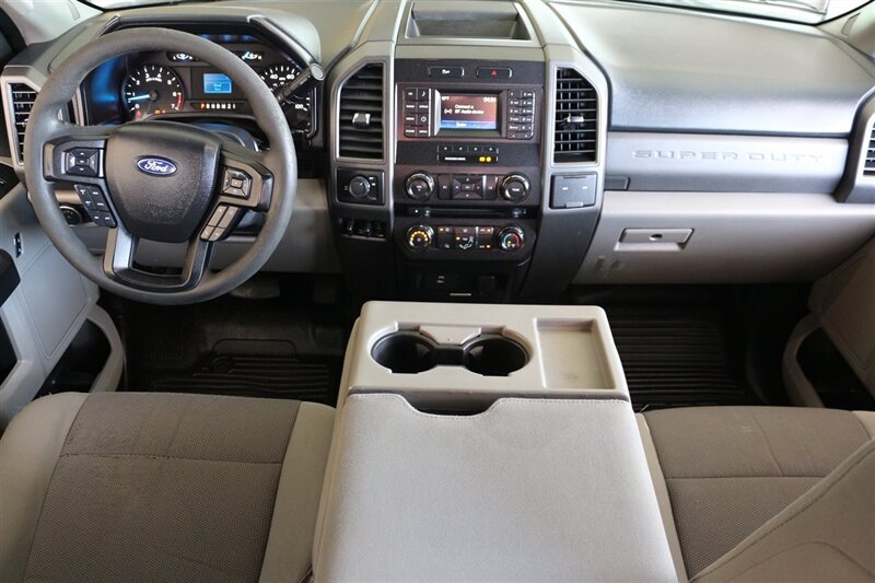 2017 Ford F-250 XL - Photo 32 - Arlington, TX 76011