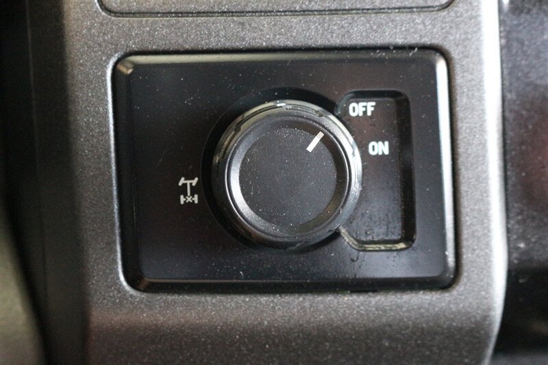 2017 Ford F-250 XL - Photo 24 - Arlington, TX 76011