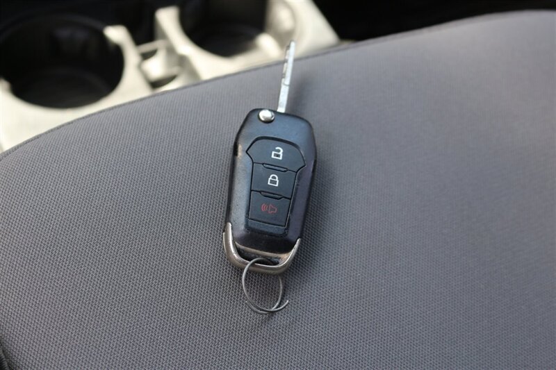 2017 Ford F-250 XL - Photo 42 - Arlington, TX 76011