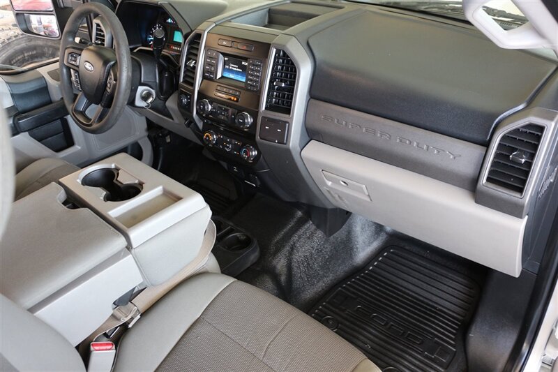 2017 Ford F-250 XL - Photo 35 - Arlington, TX 76011