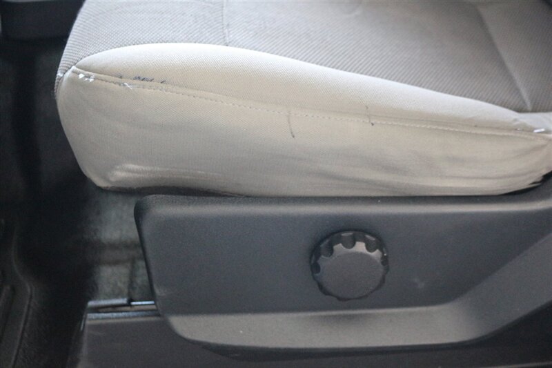 2017 Ford F-250 XL - Photo 30 - Arlington, TX 76011