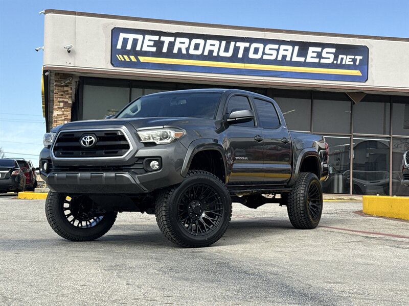 2016 Toyota Tacoma SR5 V6  