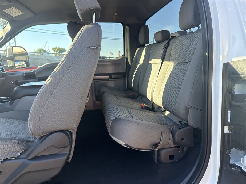 2022 Ford F-250 XLT - Photo 16 - Arlington, TX 76011