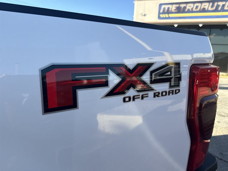 2022 Ford F-250 XLT - Photo 12 - Arlington, TX 76011