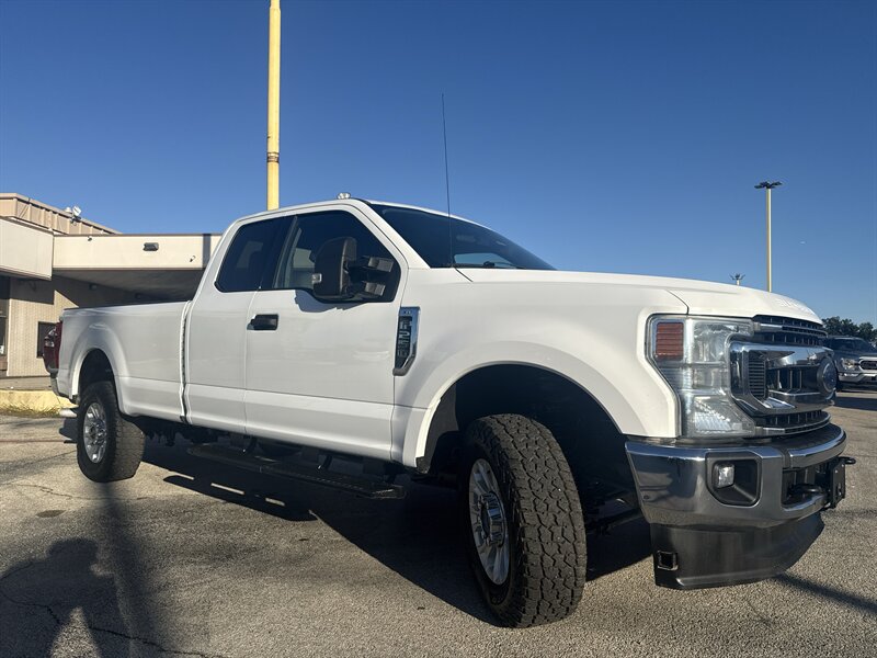 2022 Ford F-250 XLT - Photo 3 - Arlington, TX 76011