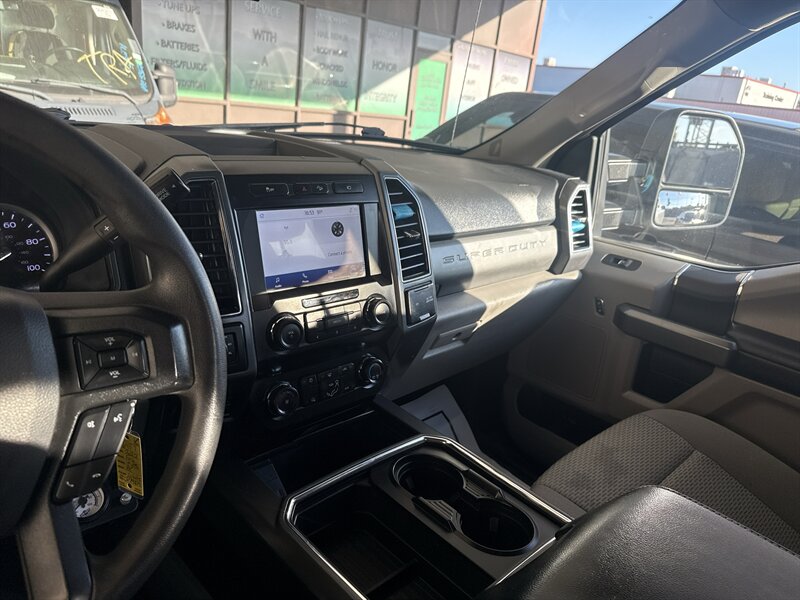 2022 Ford F-250 XLT - Photo 26 - Arlington, TX 76011