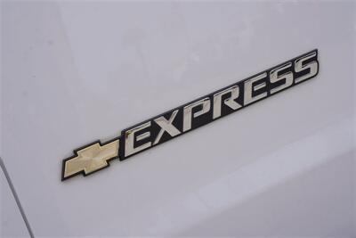 2020 Chevrolet Express 2500   - Photo 15 - Arlington, TX 76011