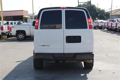 2013 Chevrolet Express 3500   - Photo 8 - Arlington, TX 76011