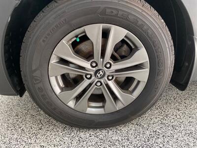 2014 Hyundai Santa Fe Sport Sante Fe $99 bi-weekly w/$2000 Front wheel drive   - Photo 7 - Coombs, BC V0R 1M0