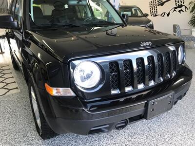 2011 Jeep Patriot North 4x4 heated Seats, sunroof only 2 owners   - Photo 27 - Coombs, BC V0R 1M0
