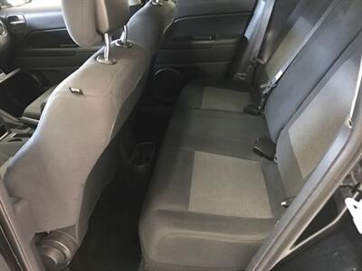 2011 Jeep Patriot North 4x4 heated Seats, sunroof only 2 owners   - Photo 5 - Coombs, BC V0R 1M0