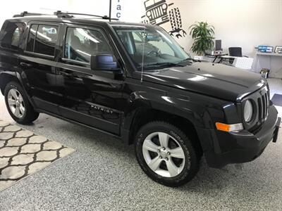 2011 Jeep Patriot North 4x4 heated Seats, sunroof only 2 owners   - Photo 15 - Coombs, BC V0R 1M0