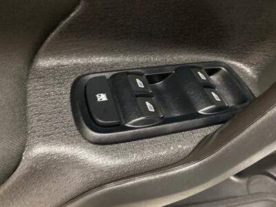 2016 Ford Fiesta SE  Navi Auto Heated Seats Sport Appearance Package - Photo 24 - Coombs, BC V0R 1M0