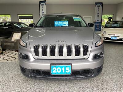 2015 Jeep Cherokee 4x2 Sport with V6 Trailer Tow, Backup Camera   - Photo 11 - Coombs, BC V0R 1M0