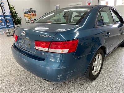 2006 Hyundai Sonata GL V6 with only 122,000 kms with power group   - Photo 6 - Coombs, BC V0R 1M0