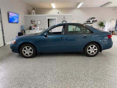 2006 Hyundai Sonata GL V6 with only 122,000 kms with power group   - Photo 4 - Coombs, BC V0R 1M0