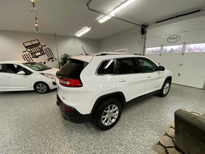 2014 Jeep Cherokee Latitude 4x4 V6 Panoramic Roof New Tires New Brake   - Photo 23 - Coombs, BC V0R 1M0