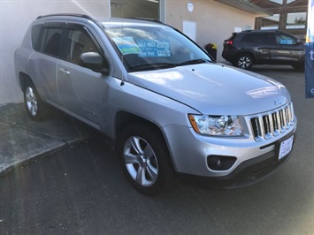 2011 Jeep Compass North 4X4   - Photo 3 - Coombs, BC V0R 1M0