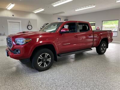 2019 Toyota Tacoma TRD Sport  Prem. Upgraded Auto Technology  Package   - Photo 1 - Coombs, BC V0R 1M0