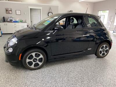2016 FIAT 500e Full Electric Nav Heated Leather Seats 32000 kms   - Photo 1 - Coombs, BC V0R 1M0