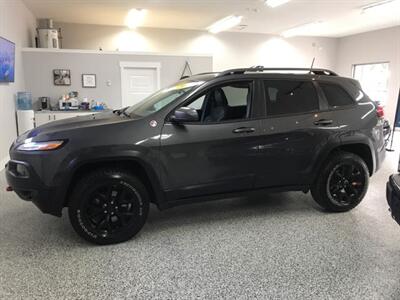 2017 Jeep Cherokee Trailhawk  Loaded with Extra Warranty until 2022   - Photo 14 - Coombs, BC V0R 1M0