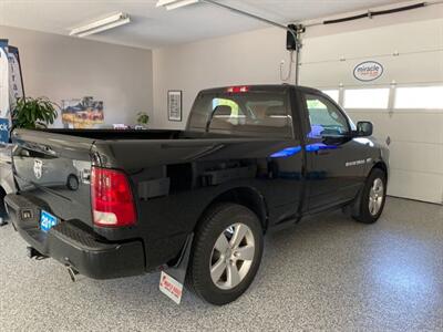 2012 RAM 1500 Express 4x2 only 48700 kms Hemi V8 Power Group A/C   - Photo 11 - Coombs, BC V0R 1M0